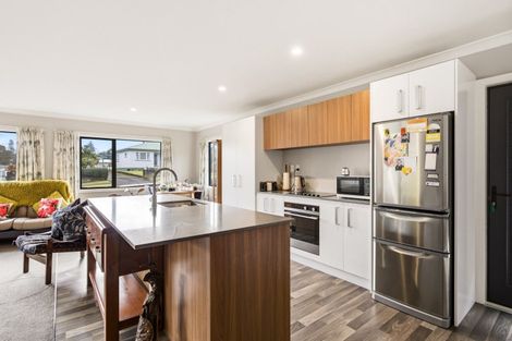 Photo of property in 15 Taumarunui Street, Taumarunui, 3920