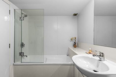 Photo of property in 6/86 Brockworth Place, Riccarton, Christchurch, 8011