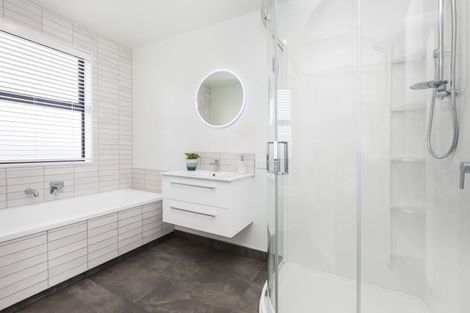 Photo of property in 21 Loch Tanna Way, Broomfield, Christchurch, 8042