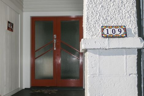 Photo of property in 109 Milton Road, Bluff Hill, Napier, 4110