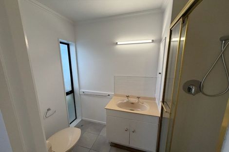 Photo of property in 1 Merville Avenue, Te Atatu South, Auckland, 0610