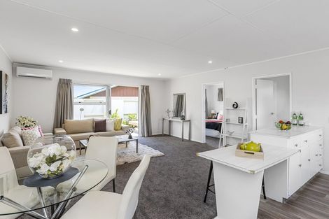 Photo of property in 67b Ngapaki Street, Waikanae Beach, Waikanae, 5036