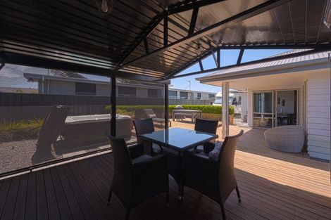 Photo of property in 15 Waimakariri Drive, Awatoto, Napier, 4110