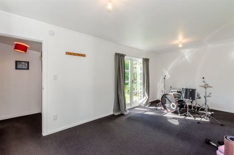 Photo of property in 10 Tilley Road, Paekakariki, 5034