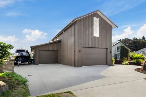 Photo of property in 13 Awanui Crescent, Matakana, Warkworth, 0985