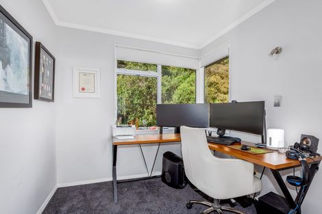 Photo of property in 6 Iona Place, Papakowhai, Porirua, 5024