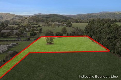 Photo of property in 424b Tararua Road, Levin, 5571