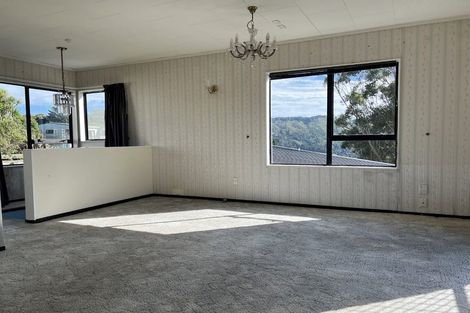 Photo of property in 23 Jasmine Grove, Maungaraki, Lower Hutt, 5010