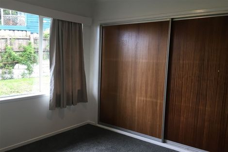 Photo of property in 1/4 Pemberton Avenue, Bayview, Auckland, 0629