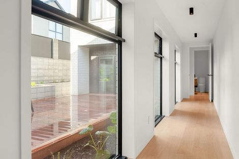 Photo of property in 33 Kauri Point Drive, Rototuna North, Hamilton, 3210