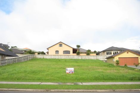 Photo of property in 51 Mt Lebanon Crescent, The Gardens, Auckland, 2105