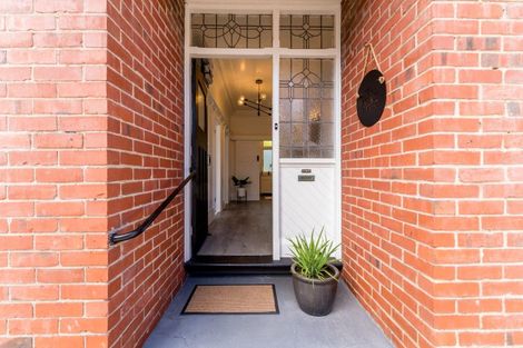 Photo of property in 33 Beach Street, Saint Clair, Dunedin, 9012