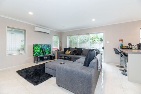 Photo of property in 29 Sarteano Drive, Manurewa, Auckland, 2105