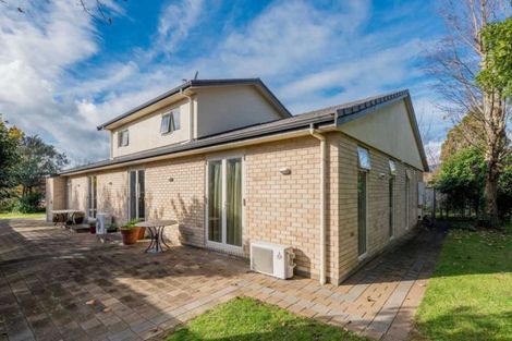 Photo of property in 2 Ngarara Road, Waikanae, 5036