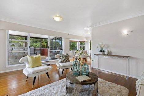 Photo of property in 1/4 Firth Road, Torbay, Auckland, 0630