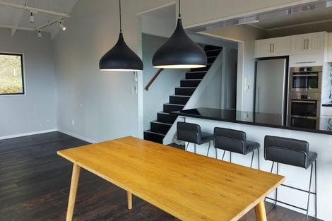 Photo of property in 23 Laingfield Terrace, Laingholm, Auckland, 0604