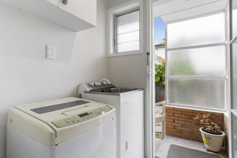 Photo of property in 3/39 Eversleigh Road, Belmont, Auckland, 0622