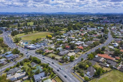 Photo of property in 51 Cambridge Road, Hillcrest, Hamilton, 3216