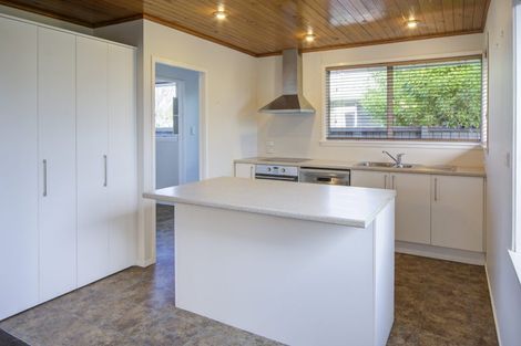 Photo of property in 14 Tralee Place, Bishopdale, Christchurch, 8053