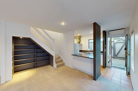 Photo of property in 12 George Street, Thorndon, Wellington, 6011