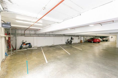 Photo of property in Hume House, 16/152 The Terrace, Wellington Central, Wellington, 6011