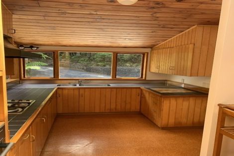 Photo of property in 44 Island Bay Road, Beach Haven, Auckland, 0626