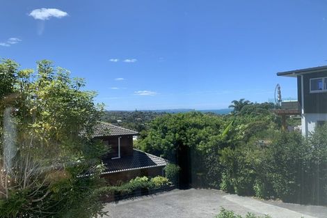 Photo of property in 2/147 Kowhai Road, Mairangi Bay, Auckland, 0630