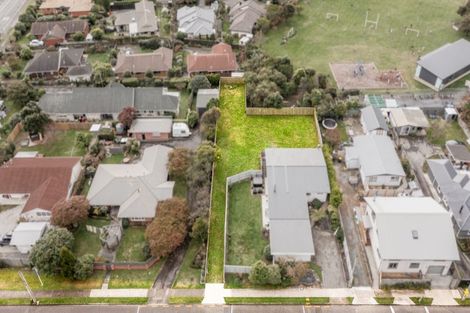 Photo of property in 11 Rimu Street, Waikanae, 5036