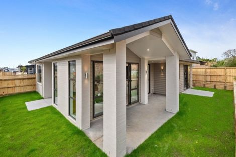 Photo of property in 8 Flaxfield Lane, Beachlands, Auckland, 2018