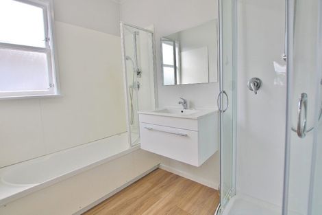 Photo of property in 370 Main Road, Huapai, Kumeu, 0810