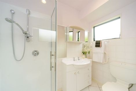 Photo of property in 127 Summerhill Drive, Fitzherbert, Palmerston North, 4410