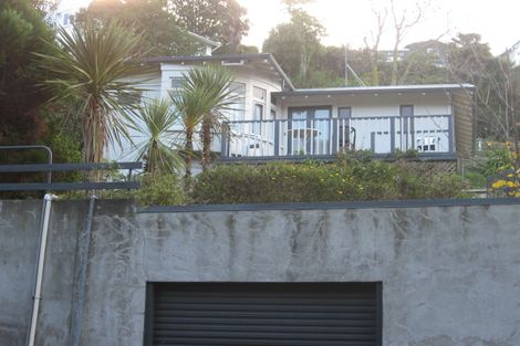 Photo of property in 26 Coote Road, Bluff Hill, Napier, 4110