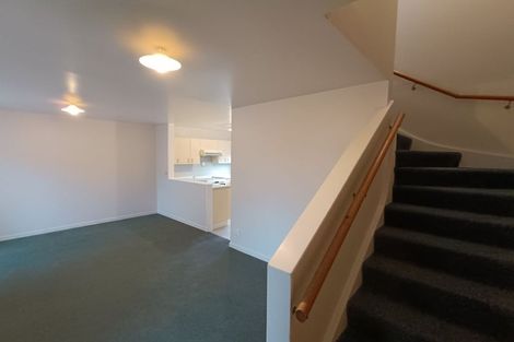 Photo of property in 2/990 High Street, Avalon, Lower Hutt, 5011