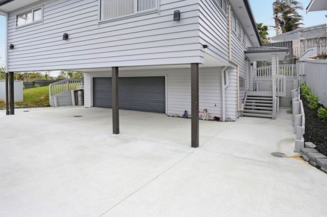 Photo of property in 16a Cedar Heights Avenue, Massey, Auckland, 0614