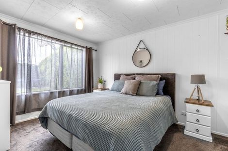 Photo of property in 16 Kildare Place, Waikiwi, Invercargill, 9810