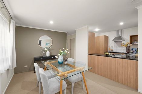 Photo of property in 23 Anna Lane, Glen Eden, Auckland, 0602