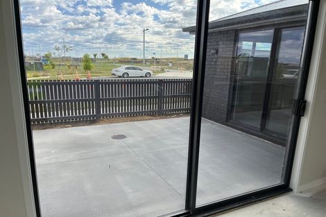 Photo of property in 2 Wharangi Lane, Papamoa, 3118