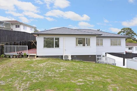 Photo of property in 16a Cedar Heights Avenue, Massey, Auckland, 0614