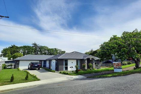 Photo of property in 14 Mary Street, Gore, 9710