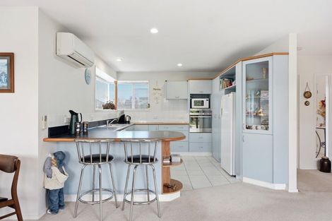 Photo of property in 8 Carmana Gardens, Rangiora, 7400