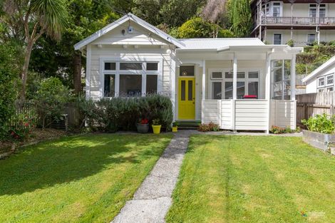 Photo of property in 11 Holloway Road, Aro Valley, Wellington, 6021