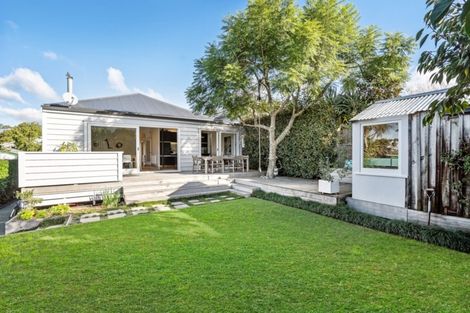 Photo of property in 38 Baildon Road, Grey Lynn, Auckland, 1021
