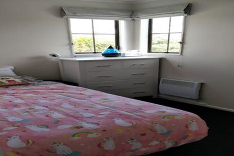 Photo of property in 17 Mallard Grove, Churton Park, Wellington, 6037