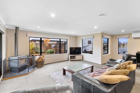 Photo of property in 31 Navy Loop, Rolleston, 7614