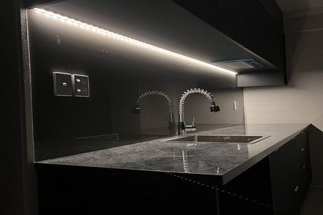 Photo of property in 1/16 Marriott Road, Pakuranga, Auckland, 2010