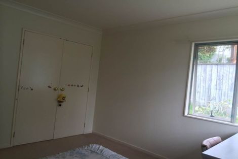 Photo of property in 36 Tyrico Close, Unsworth Heights, Auckland, 0632