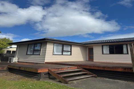 Photo of property in 23 Armada Drive, Ranui, Auckland, 0612