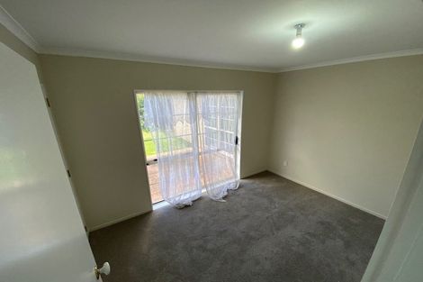 Photo of property in 18 Newbegin Place, Weymouth, Auckland, 2103