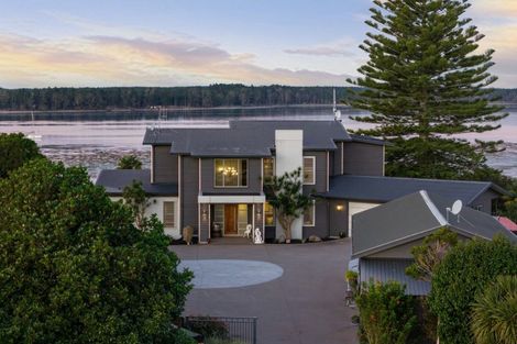 Photo of property in 300 Ongare Point Road, Tahawai, Katikati, 3170