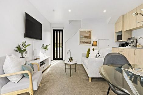 Photo of property in 2/2 Jadewynn Drive, Massey, Auckland, 0614